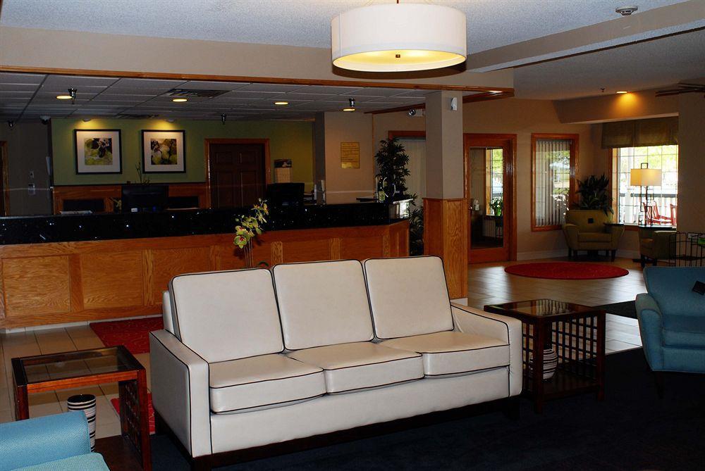 Hotel Northfield And Conference Center